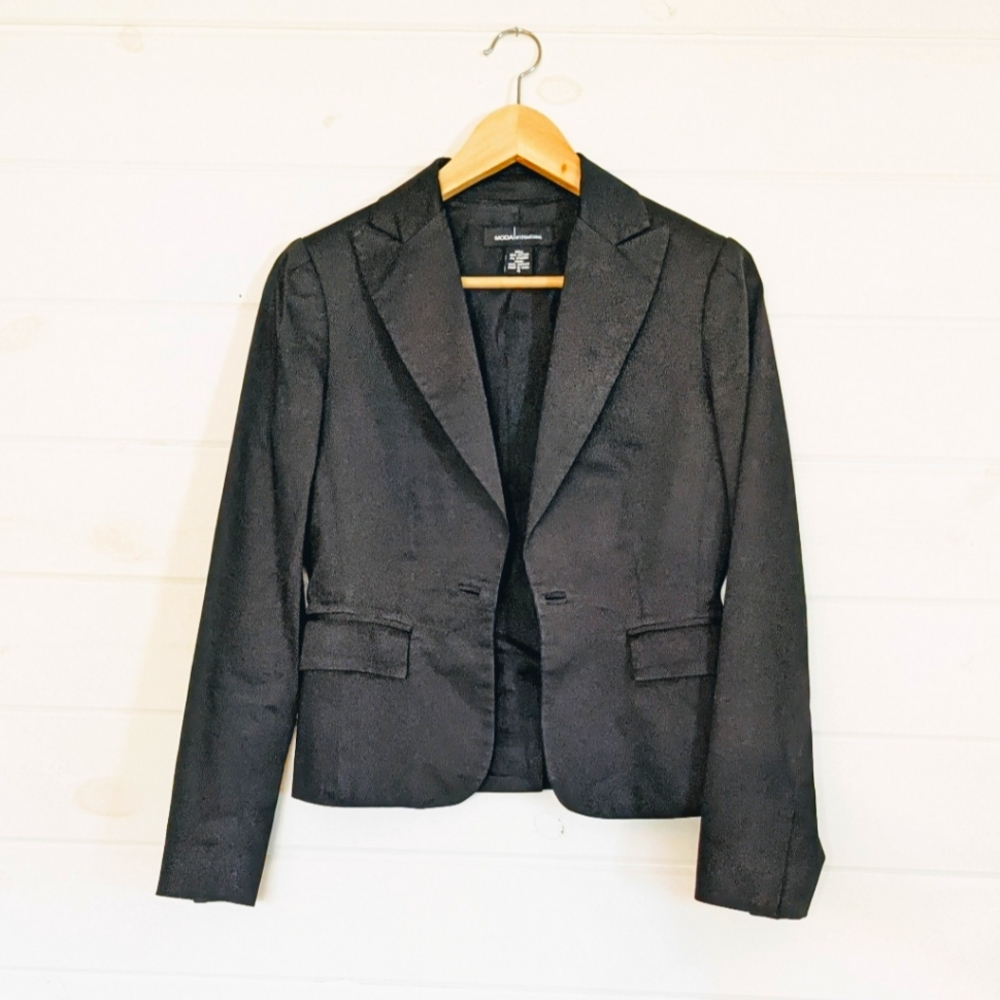 Moda Black Blazer